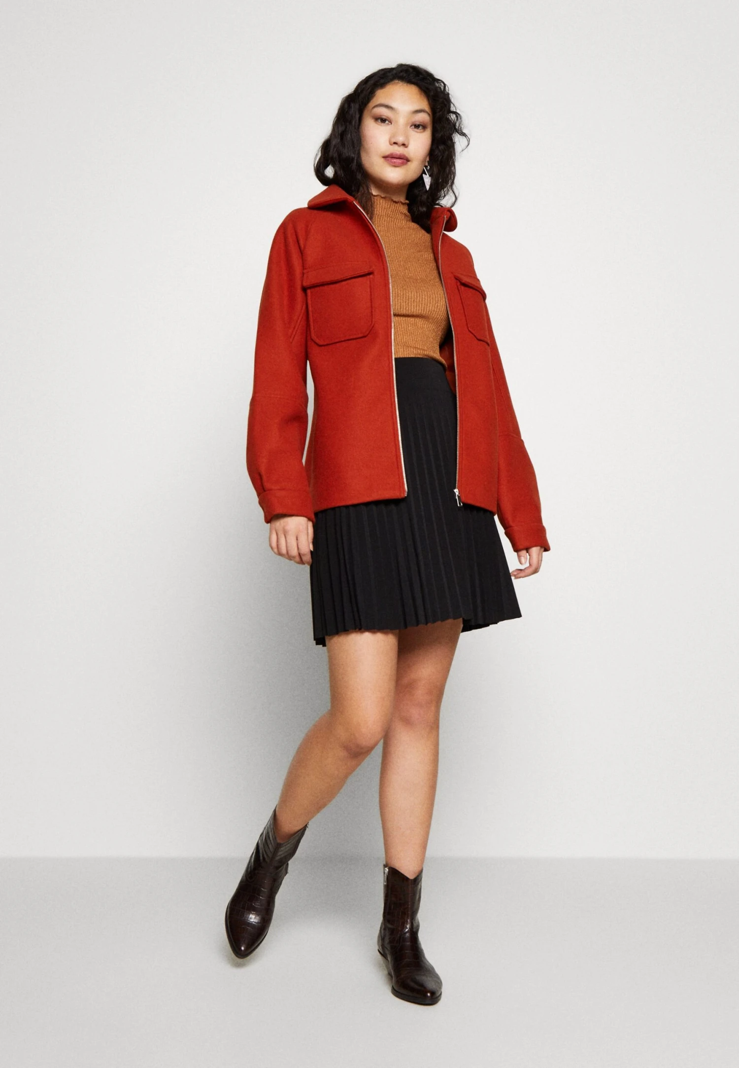 A-Line Skjørt - Black 4 A-Line Skjørt - Black - Bilde 2