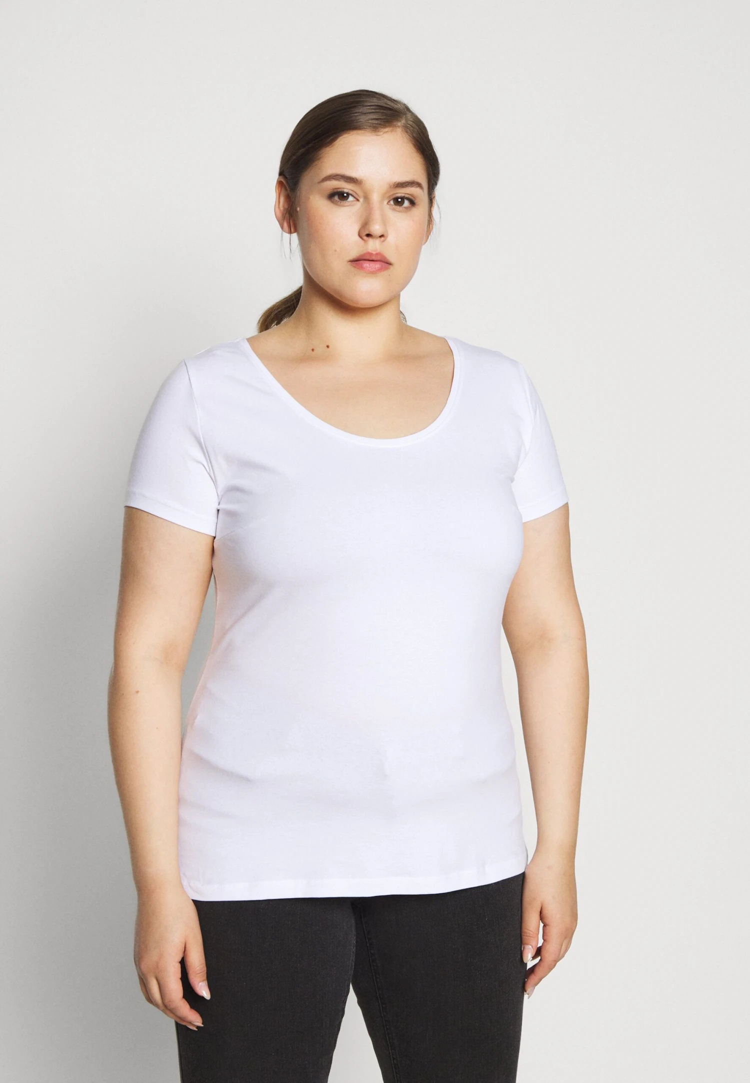 3Er Pack- T-Shirts - White/Black/Dark Grey 7 3Er Pack- T-Shirts - White/Black/Dark Grey - Bilde 5