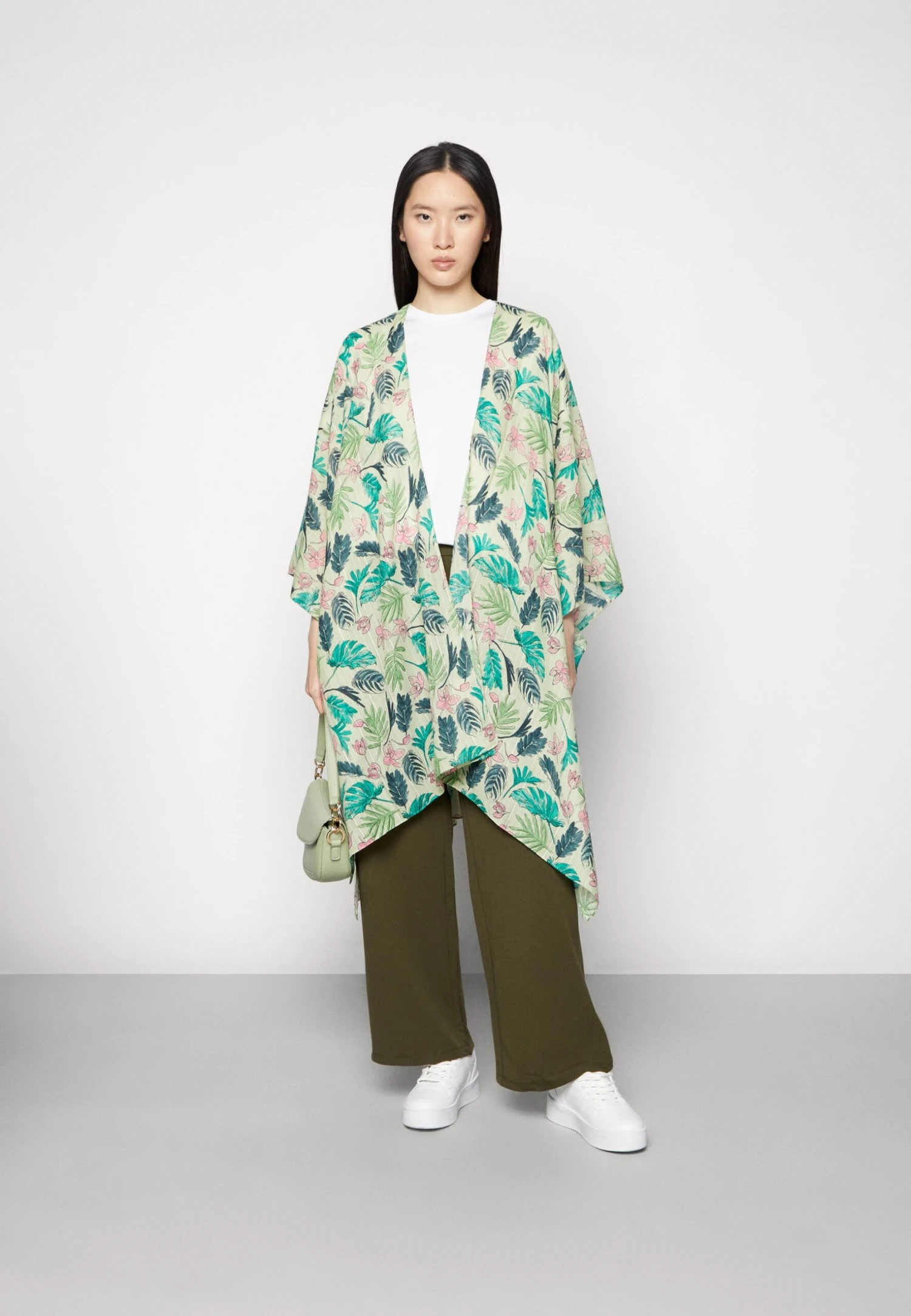 Anna Field Cape - Green 4 Anna Field Cape - Green - Bilde 2