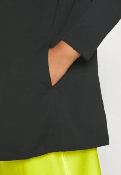 Kort Kåpe / Frakk - Black 17 Kort Kåpe / Frakk - Black -Anna Field 3c975db877c949069bd673c08e31d5ba