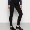 Jeans Slim Fit - Black 1 Jeans Slim Fit - Black -Anna Field 4842e1f946834ee39680912a8c066707