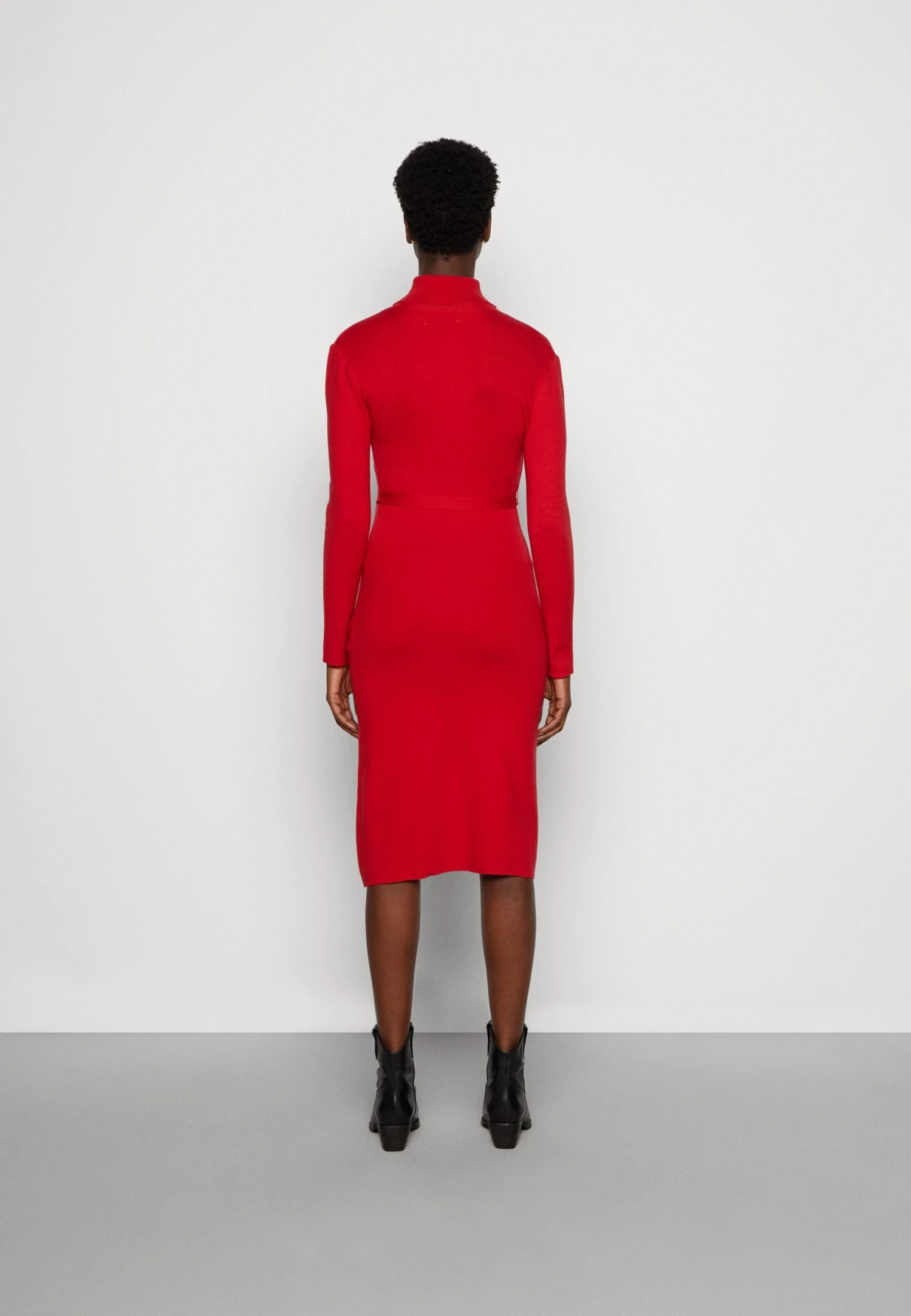 Anna Field Rollkragen Ripp Mini Strickkleid Mit Gürtel - Strikket Kjole - Red 5 Anna Field Rollkragen Ripp Mini Strickkleid Mit Gürtel - Strikket Kjole - Red - Bilde 3