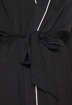 Anna Field Amanda Satin Dressing Gown - Badekåpe - Black 16 Anna Field Amanda Satin Dressing Gown - Badekåpe - Black -Anna Field 76ccbeb28855490c87e470ed3917648a