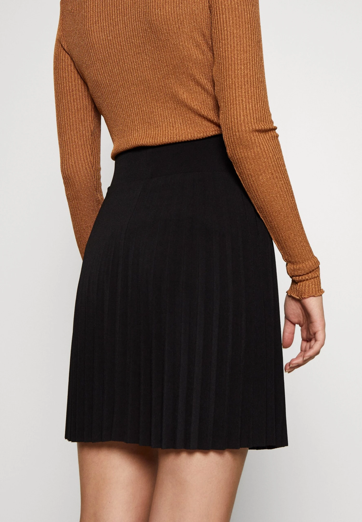 A-Line Skjørt - Black 7 A-Line Skjørt - Black - Bilde 5