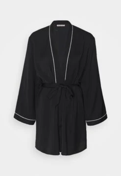 Anna Field Amanda Satin Dressing Gown - Badekåpe - Black 14 Anna Field Amanda Satin Dressing Gown - Badekåpe - Black -Anna Field 8d83c445099f4342aabc07d1ce2caede
