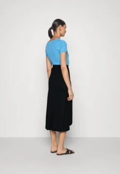 Anna Field Basic Wrap Over Midi Skirt- A-Line Skjørt - Black 11 Anna Field Basic Wrap Over Midi Skirt- A-Line Skjørt - Black -Anna Field 9580a1d9a4ef4a1194e83a5999c45651