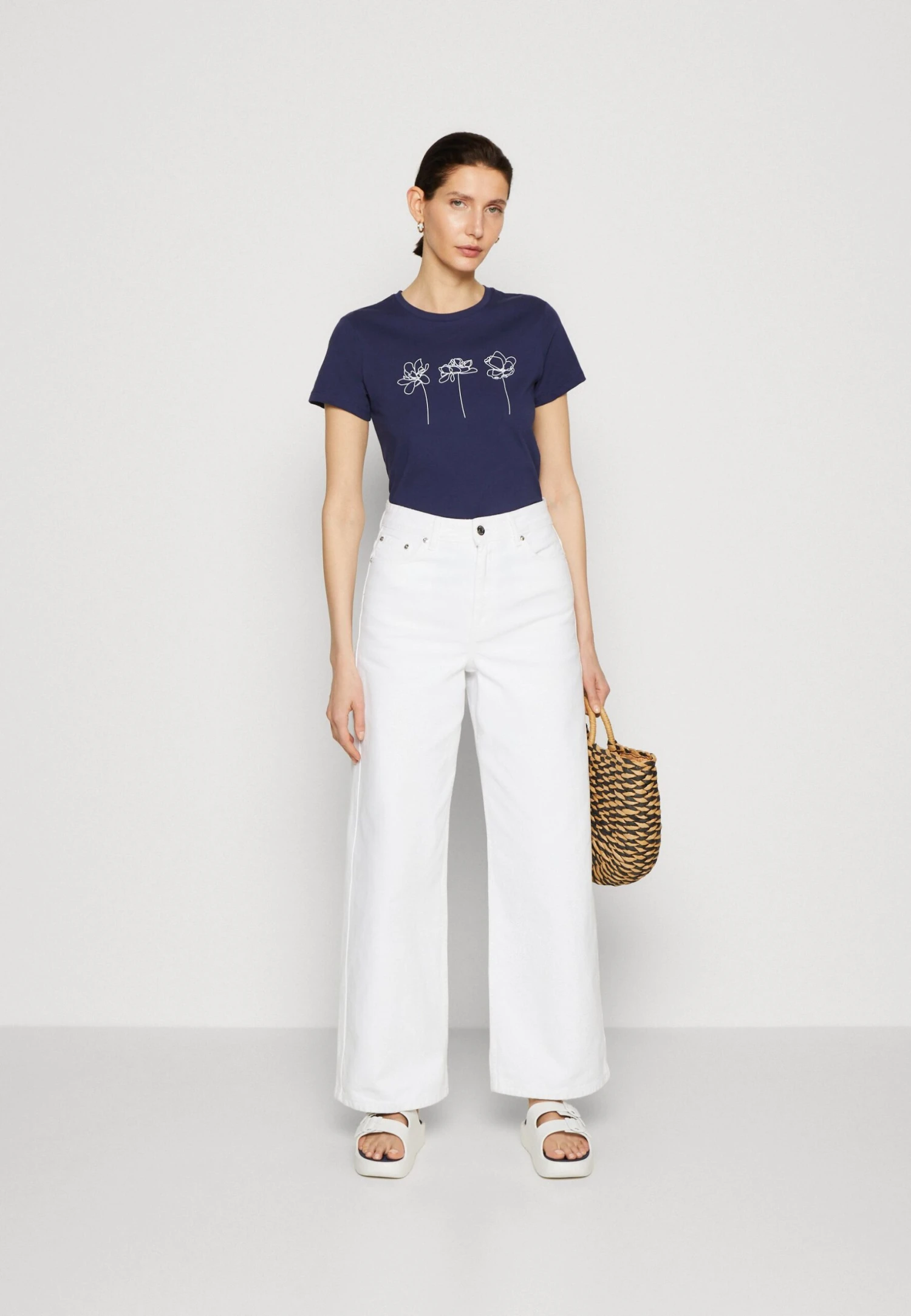 Anna Field T-Shirts Med Print - Dark Blue 4 Anna Field T-Shirts Med Print - Dark Blue - Bilde 2