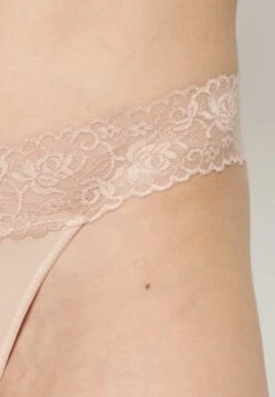 Anna Field 5 Pack - String - White/Nude 15 Anna Field 5 Pack - String - White/Nude -Anna Field d01a02b84a0b499c8bd8a774b42a2083