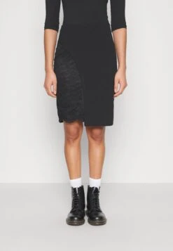 Panel Asymmetric Skirt - Miniskjørt - Black