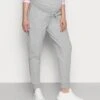Slim Fit Joggers - Overbump - Joggebukse - Light Grey -Anna Field e52ff0f6c6fa40c283de7ad8a90a1e41