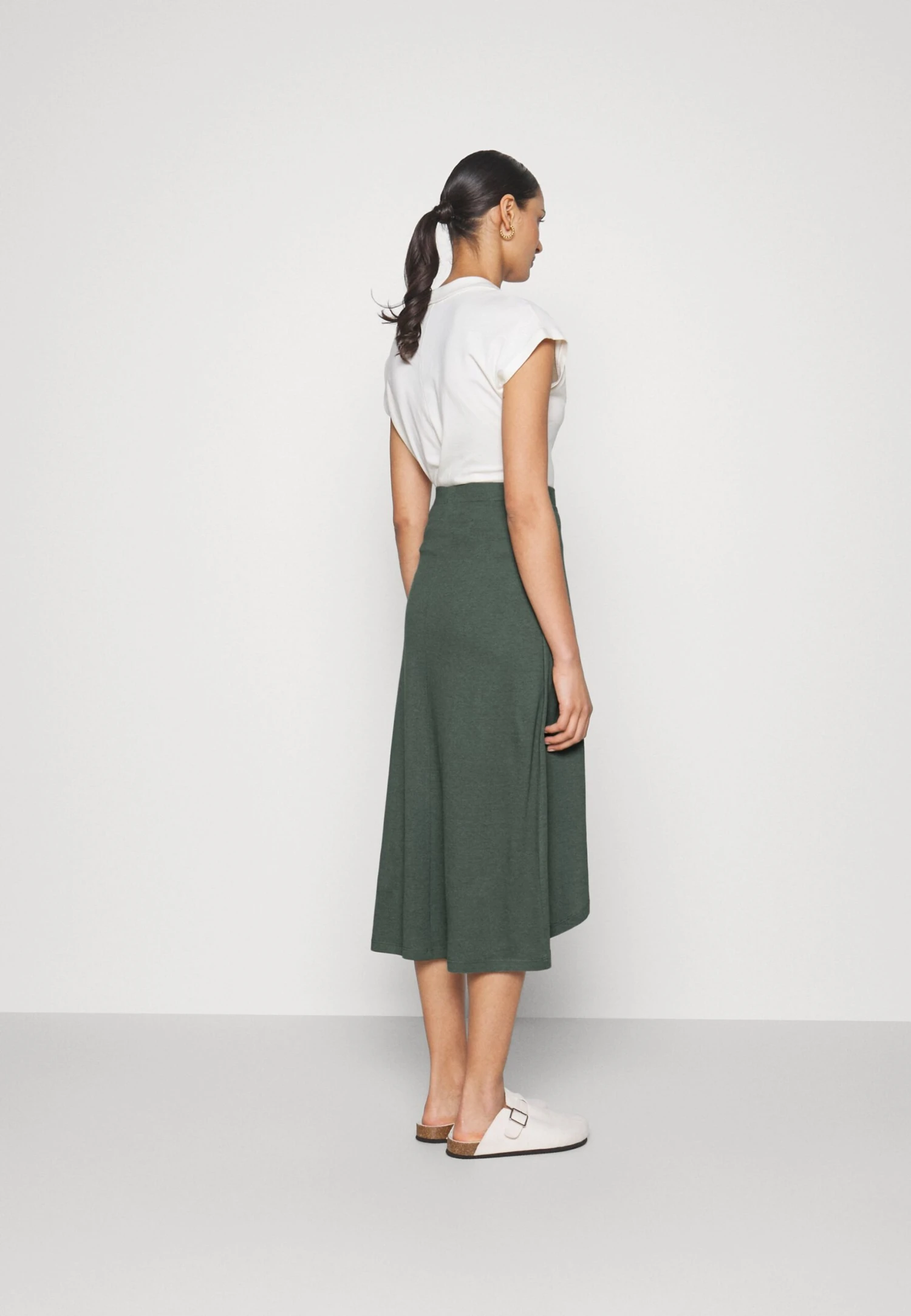 Anna Field Basic Wrap Over Midi Skirt- A-Line Skjørt - Light Green 5 Anna Field Basic Wrap Over Midi Skirt- A-Line Skjørt - Light Green - Bilde 3