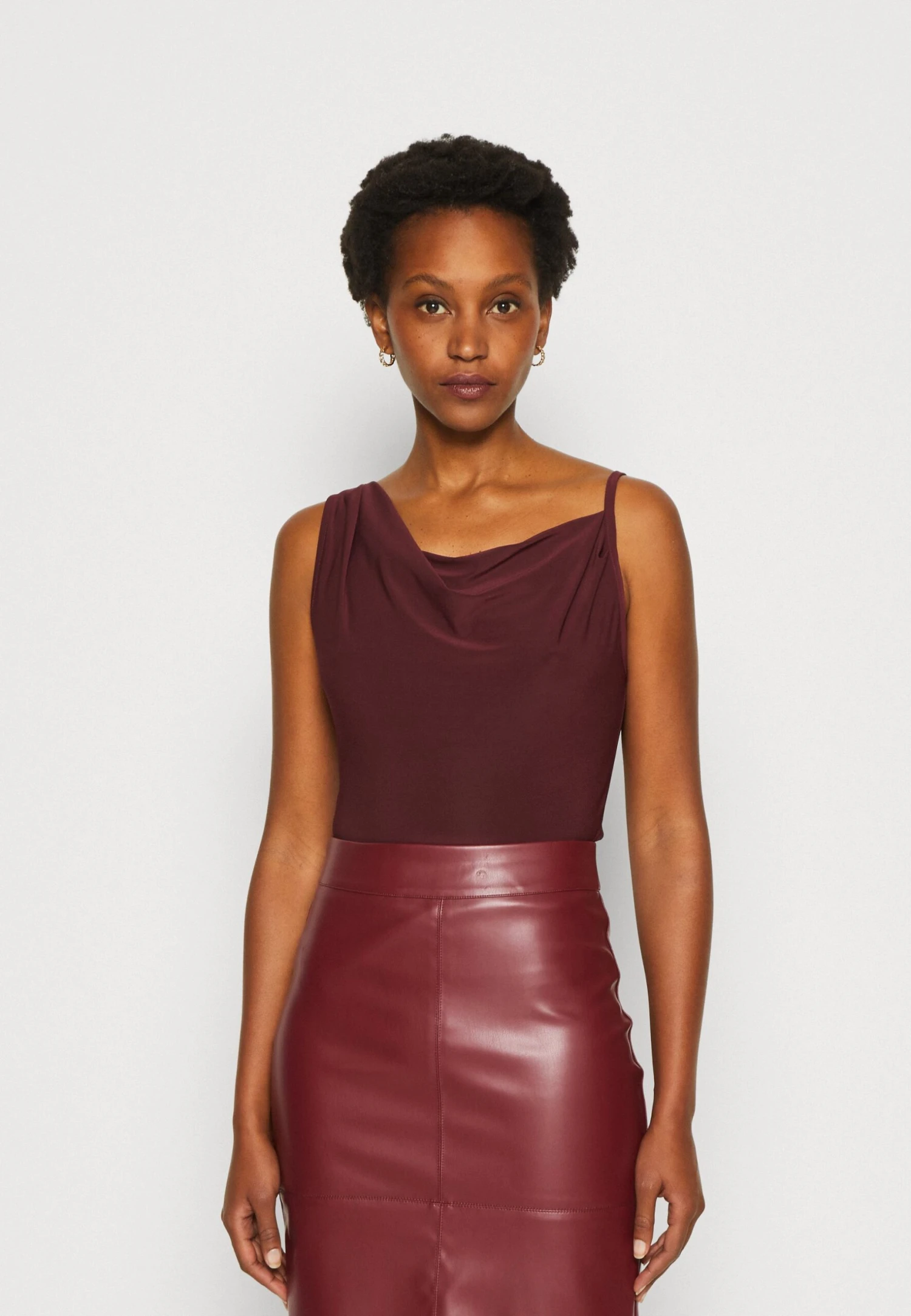 Anna Field Topper - Dark Red 3 Anna Field Topper - Dark Red