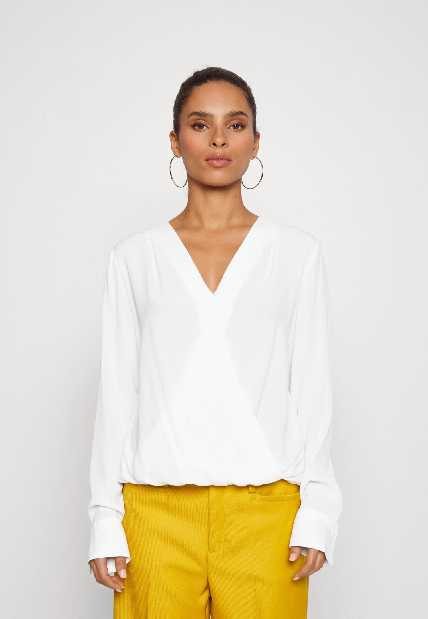 Bluse -Off-White 3 Bluse -Off-White