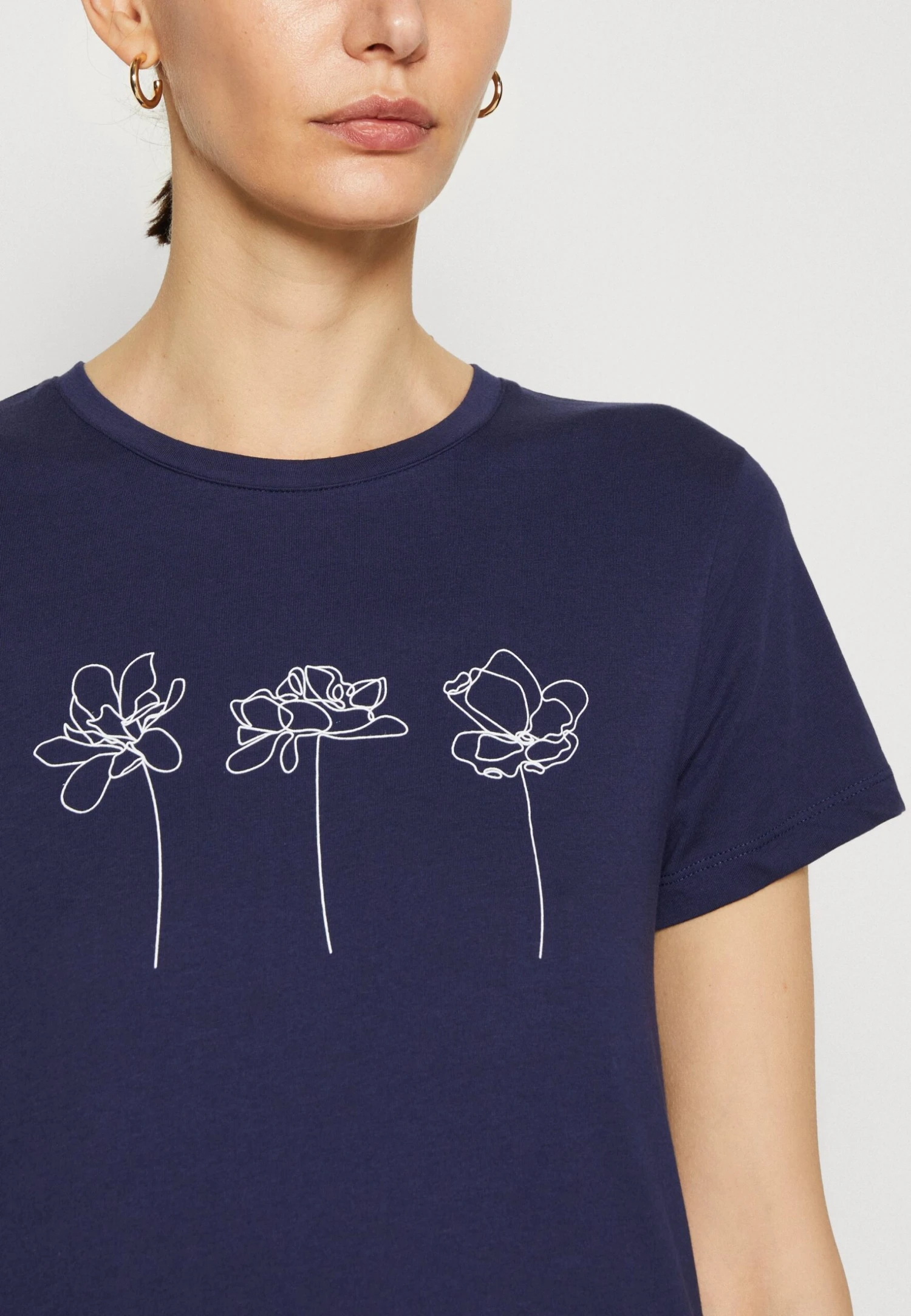 Anna Field T-Shirts Med Print - Dark Blue 8 Anna Field T-Shirts Med Print - Dark Blue - Bilde 6